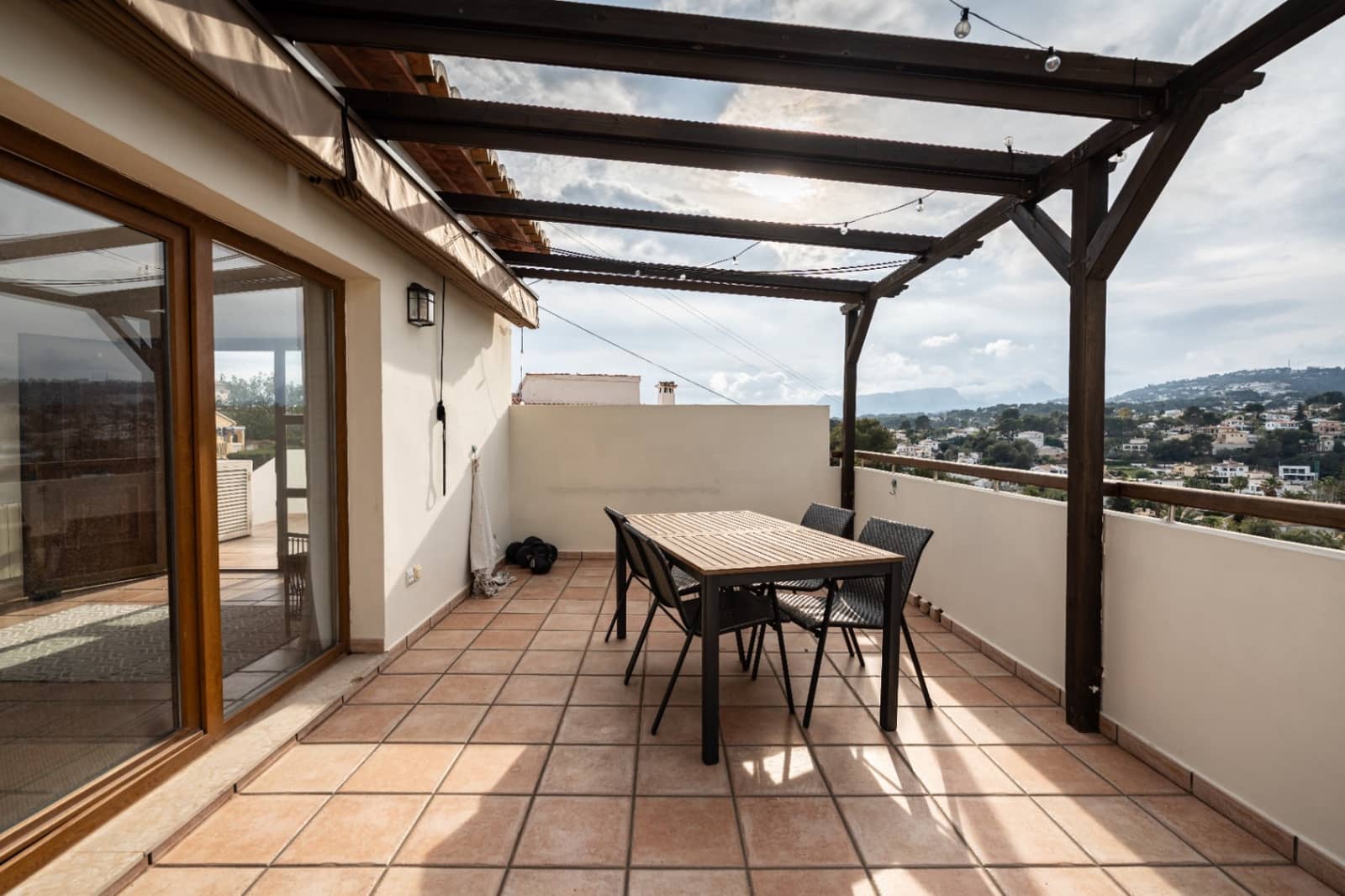 Villa til salg i Moraira - € 1.000.000 (Ref: 9700324)