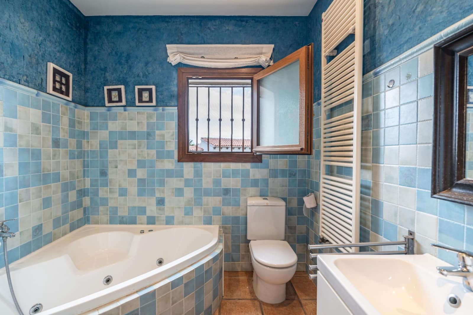 Villa til salg i Moraira - € 1.000.000 (Ref: 9700324)