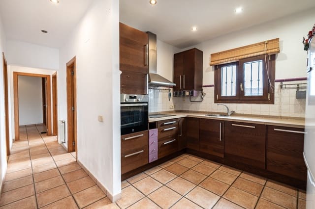 Villa til salg i Moraira, Teulada-Moraira - € 1.000.000 (Ref: 9700324)