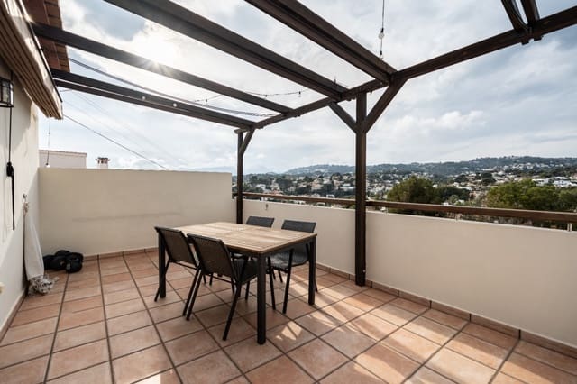 Villa til salg i Moraira, Teulada-Moraira - € 1.000.000 (Ref: 9700324)