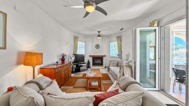 Chalet de 2 habitaciones en Pedreguer en venta con garaje - 275.000 € (Ref: 9733812)