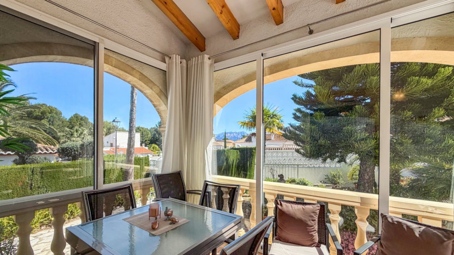 2 bedroom Villa for sale in Pedreguer with garage - € 275,000 (Ref: 9733812)