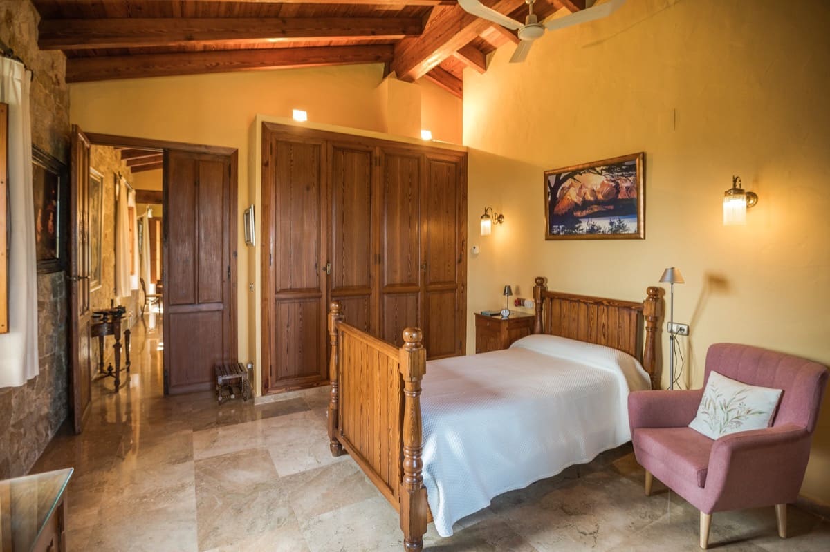 7 bedroom Finca/Country House for sale in La Xara with pool garage - € 2,490,000 (Ref: 9810436)