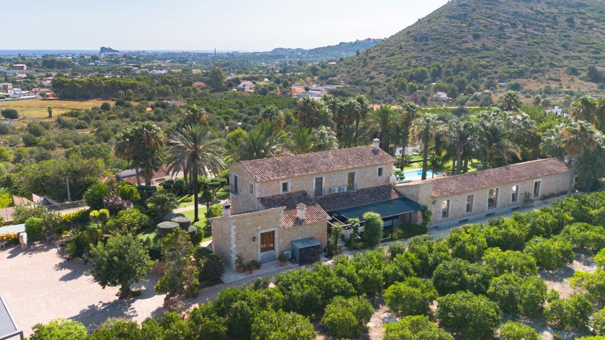 7 bedroom Finca/Country House for sale in La Xara with pool garage - € 2,490,000 (Ref: 9810436)