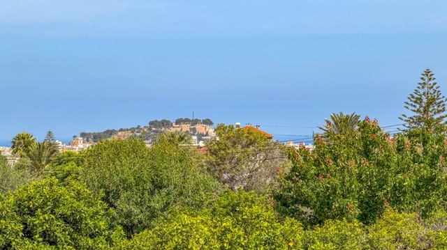 3 chambre Villa/Maison à vendre à Dénia avec piscine garage - 849 000 € (Ref: 9830219)