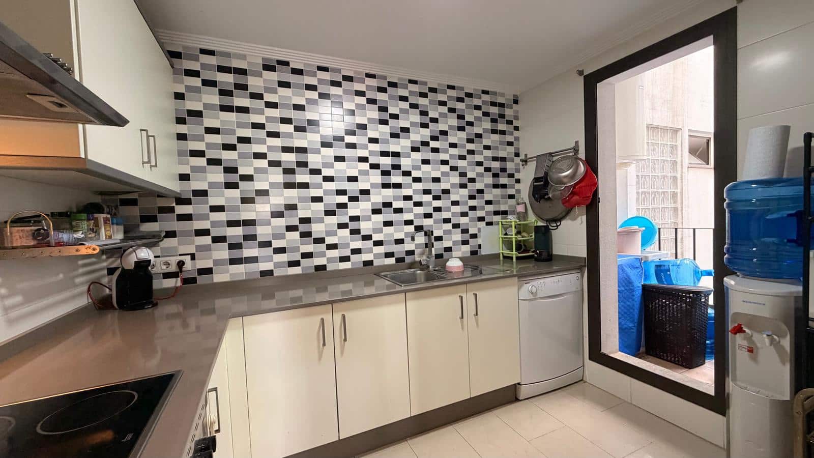 3 bedroom Apartment for sale in Pedreguer with pool - € 170,000 (Ref: 9922852)