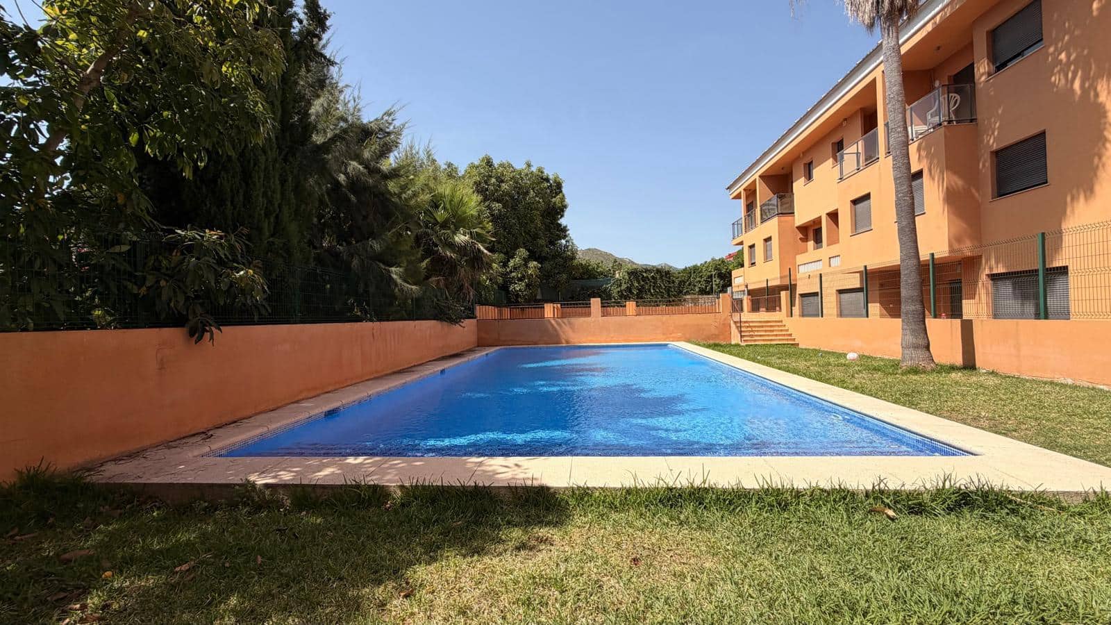 3 bedroom Apartment for sale in Pedreguer with pool - € 170,000 (Ref: 9922852)