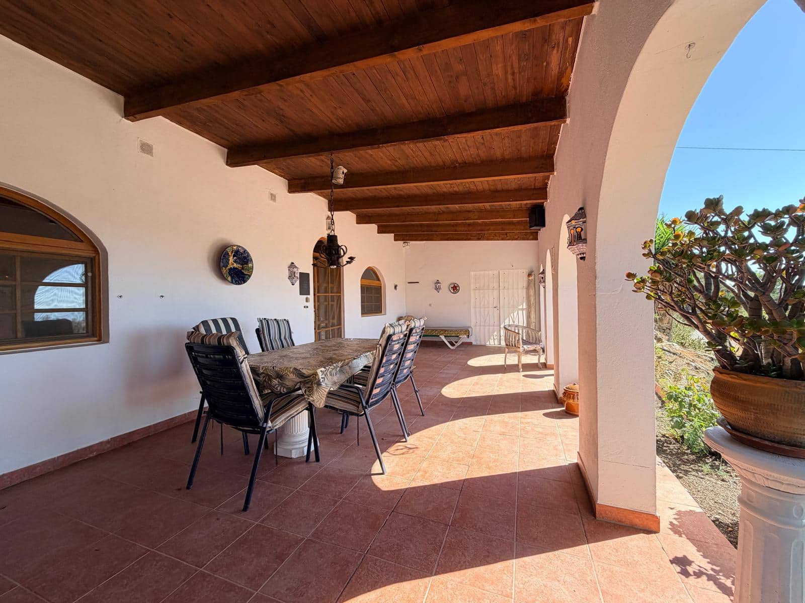 6 bedroom Finca/Country House for sale in Casarabonela with garage - € 445,000 (Ref: 10012174)