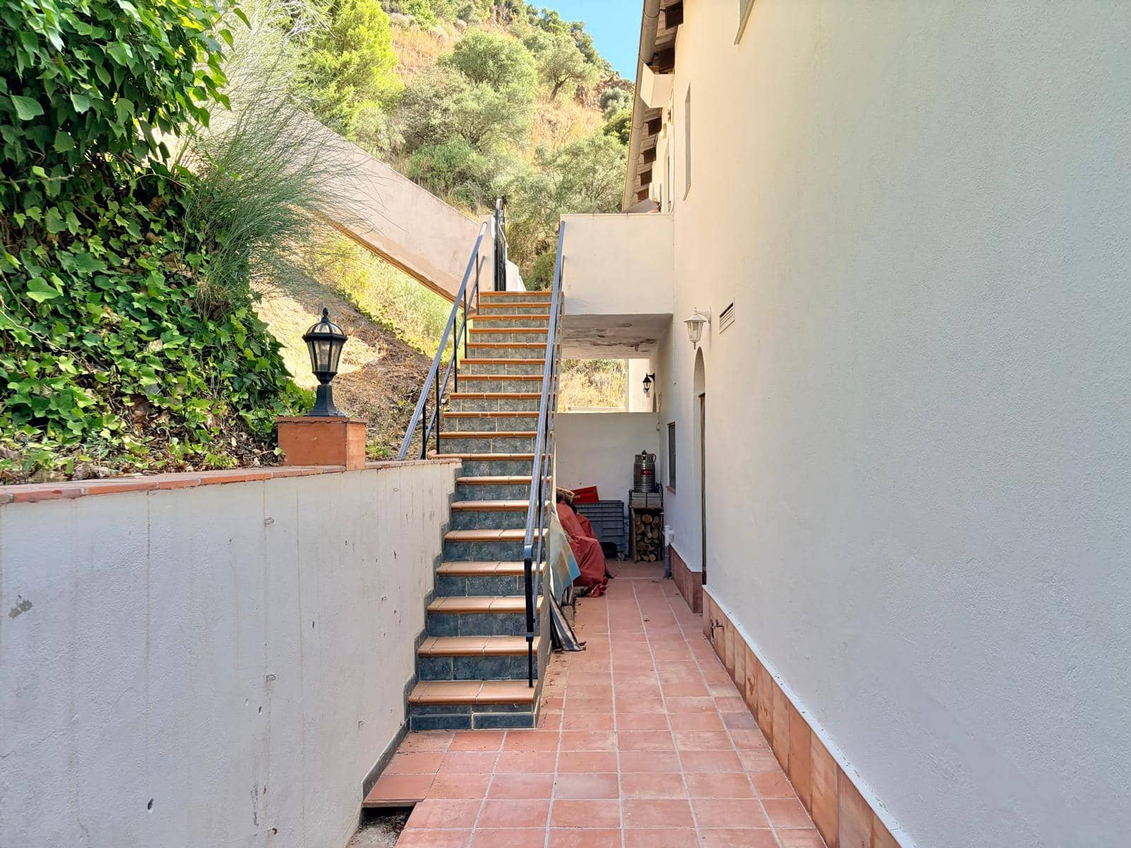 6 bedroom Finca/Country House for sale in Casarabonela with garage - € 445,000 (Ref: 10012174)