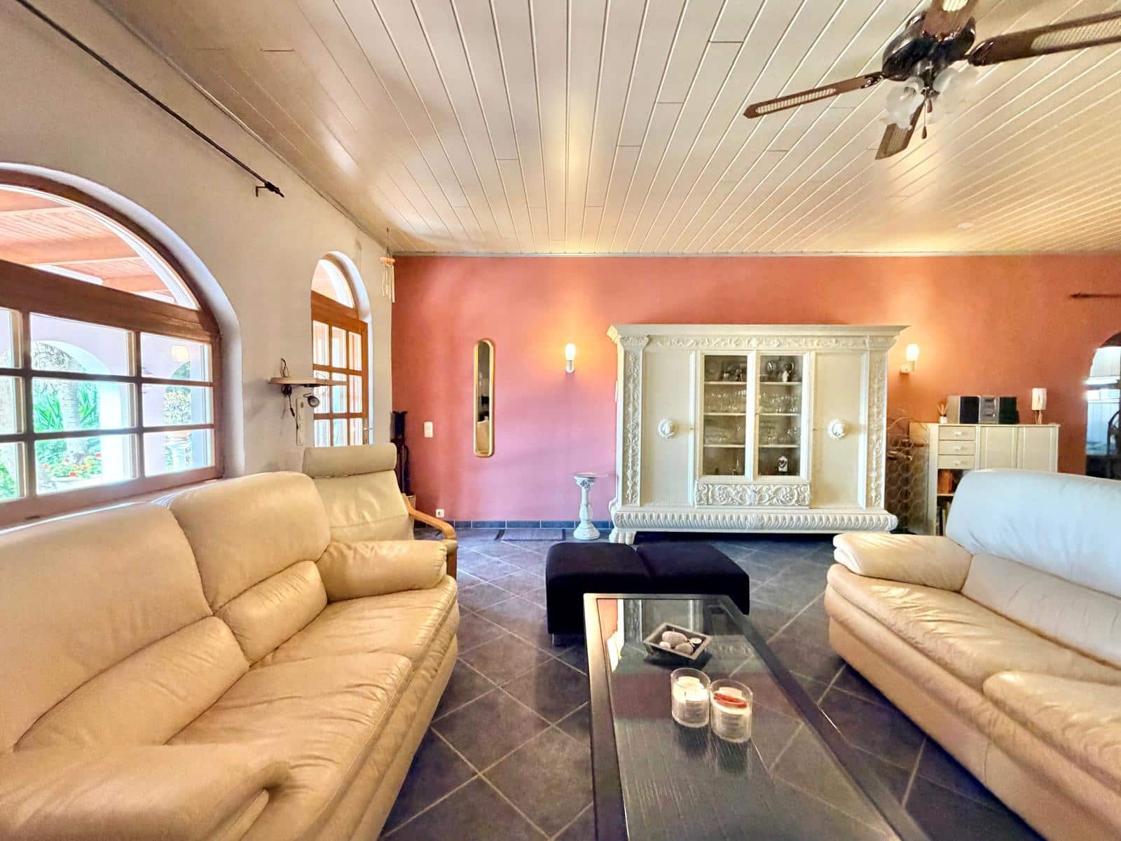 6 bedroom Finca/Country House for sale in Casarabonela with garage - € 445,000 (Ref: 10012174)