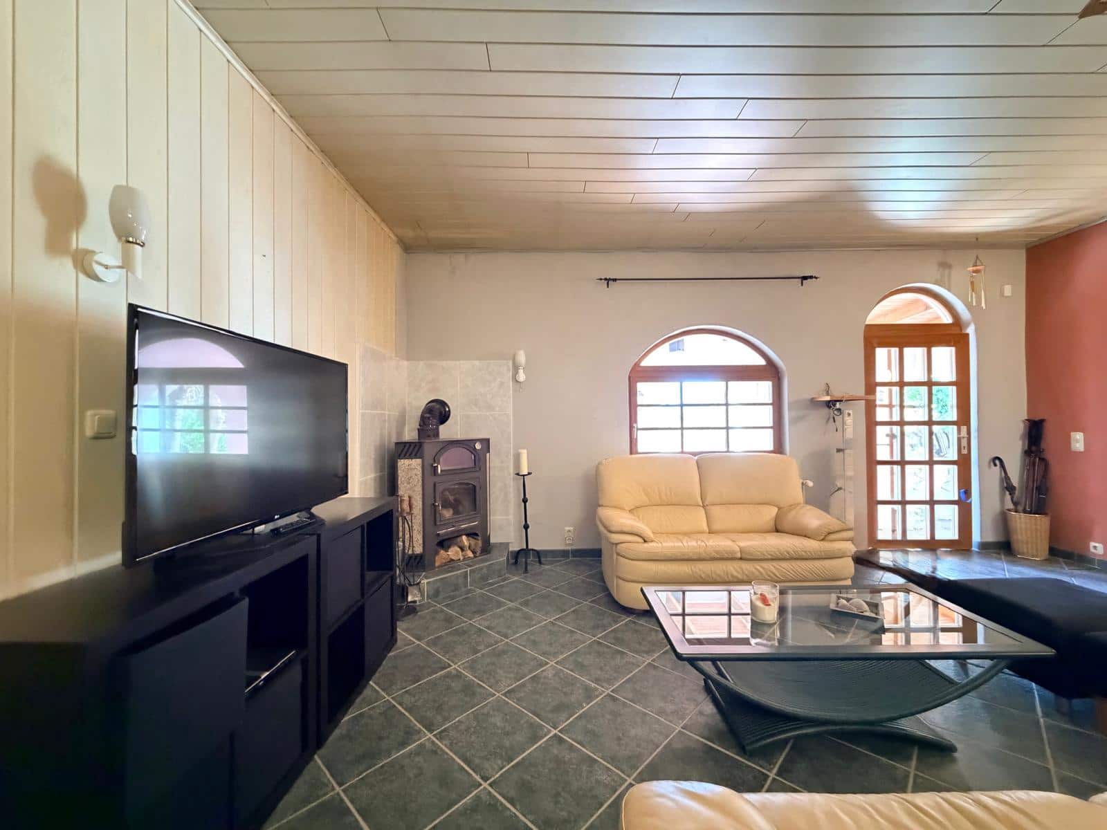 6 bedroom Finca/Country House for sale in Casarabonela with garage - € 445,000 (Ref: 10012174)