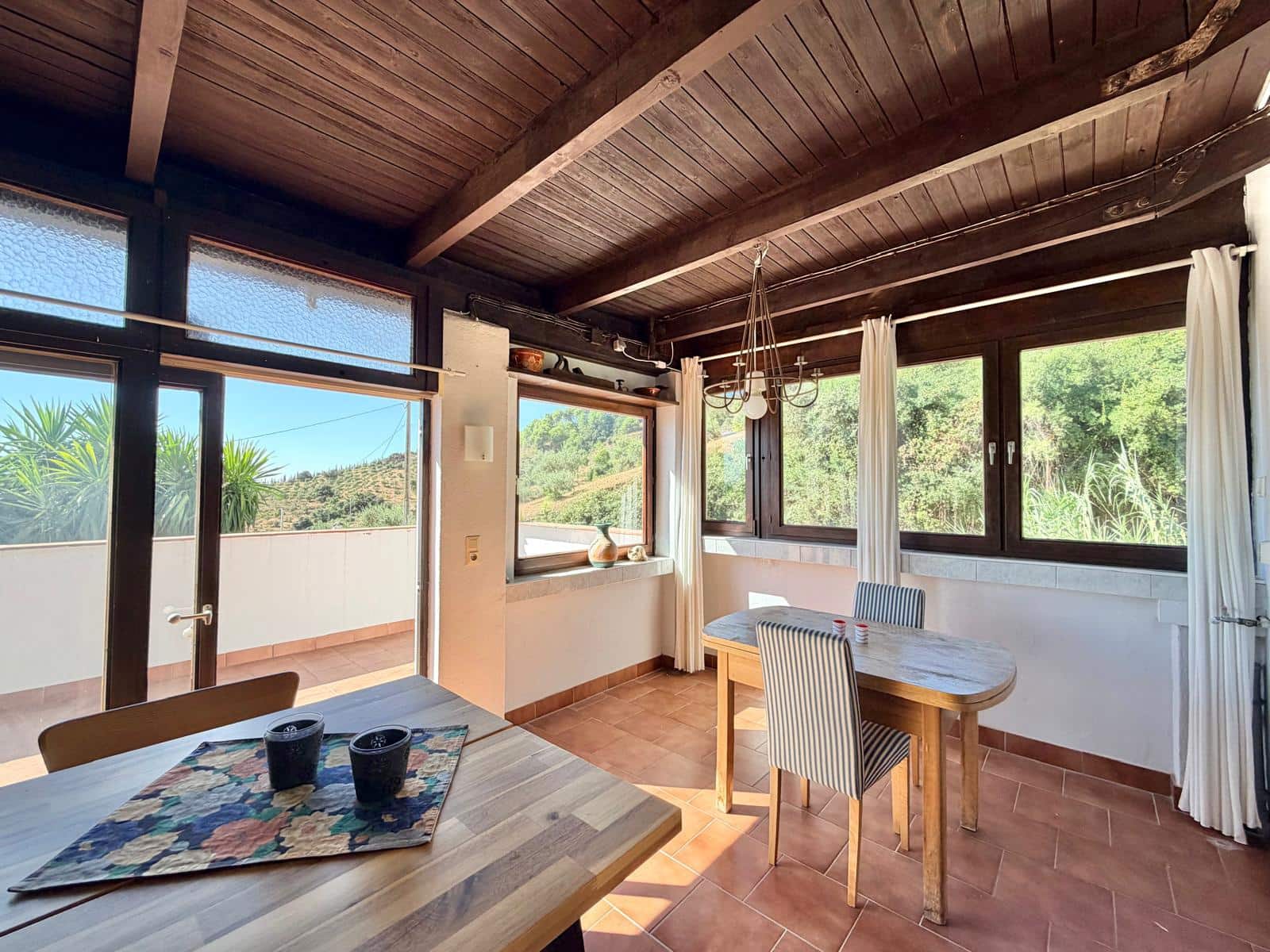 6 bedroom Finca/Country House for sale in Casarabonela with garage - € 445,000 (Ref: 10012174)