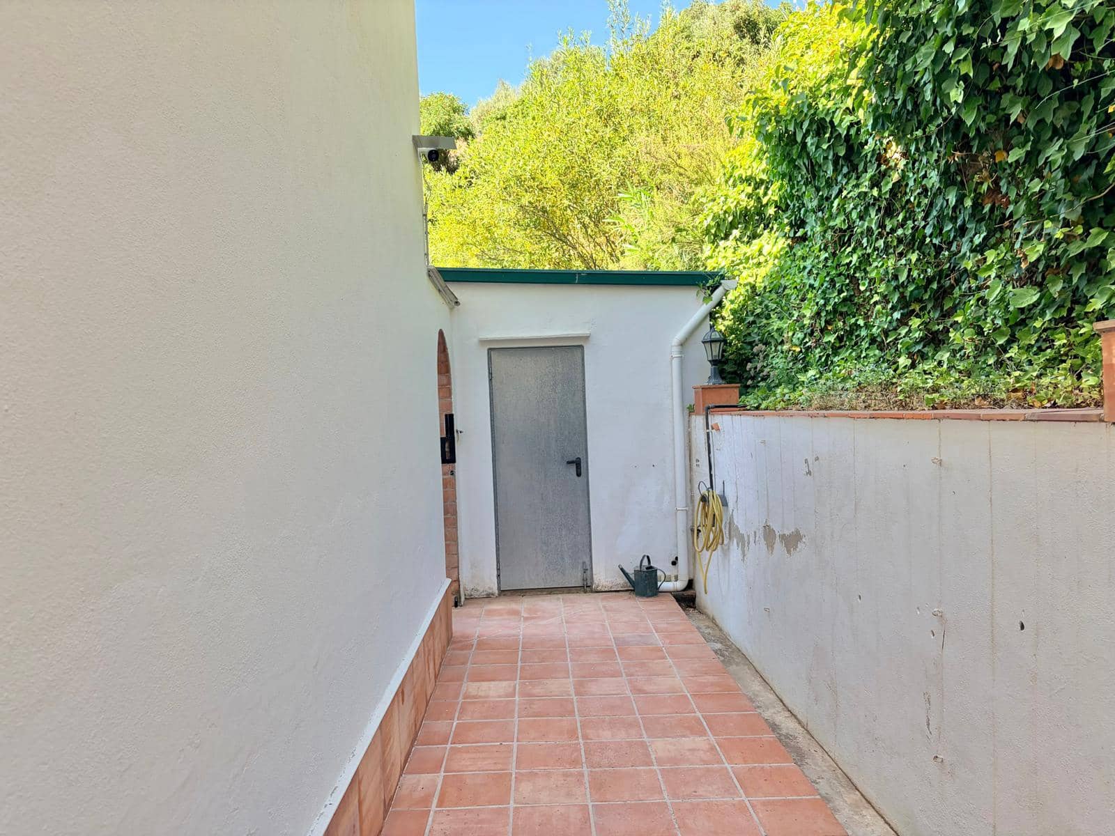 6 bedroom Finca/Country House for sale in Casarabonela with garage - € 445,000 (Ref: 10012174)