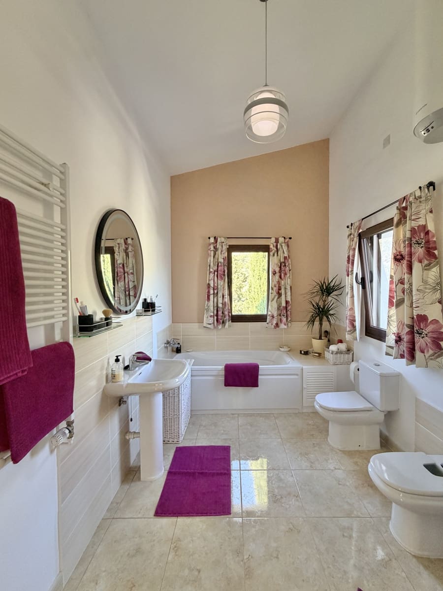 3 quarto Quinta/Casa Rural para venda em Casarabonela com piscina garagem - 660 000 € (Ref: 10086753)