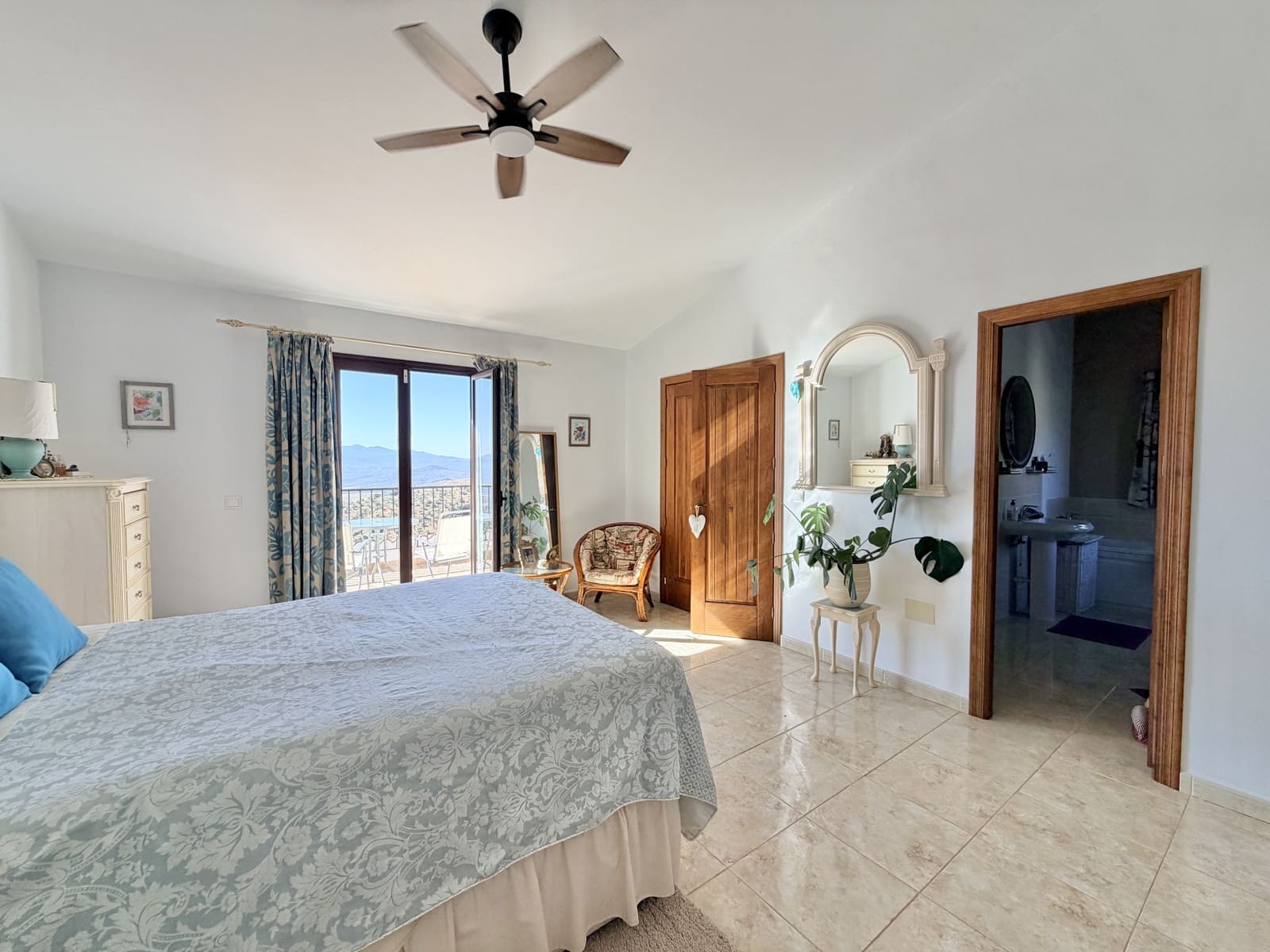 3 quarto Quinta/Casa Rural para venda em Casarabonela com piscina garagem - 660 000 € (Ref: 10086753)