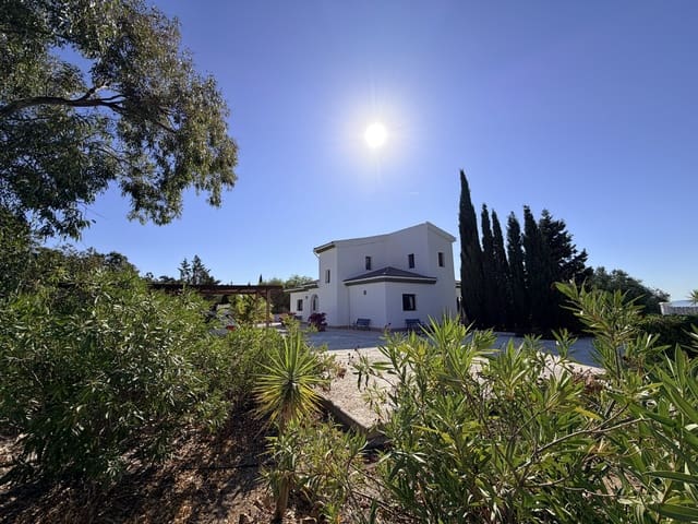 3 quarto Quinta/Casa Rural para venda em Casarabonela com piscina garagem - 660 000 € (Ref: 10086753)