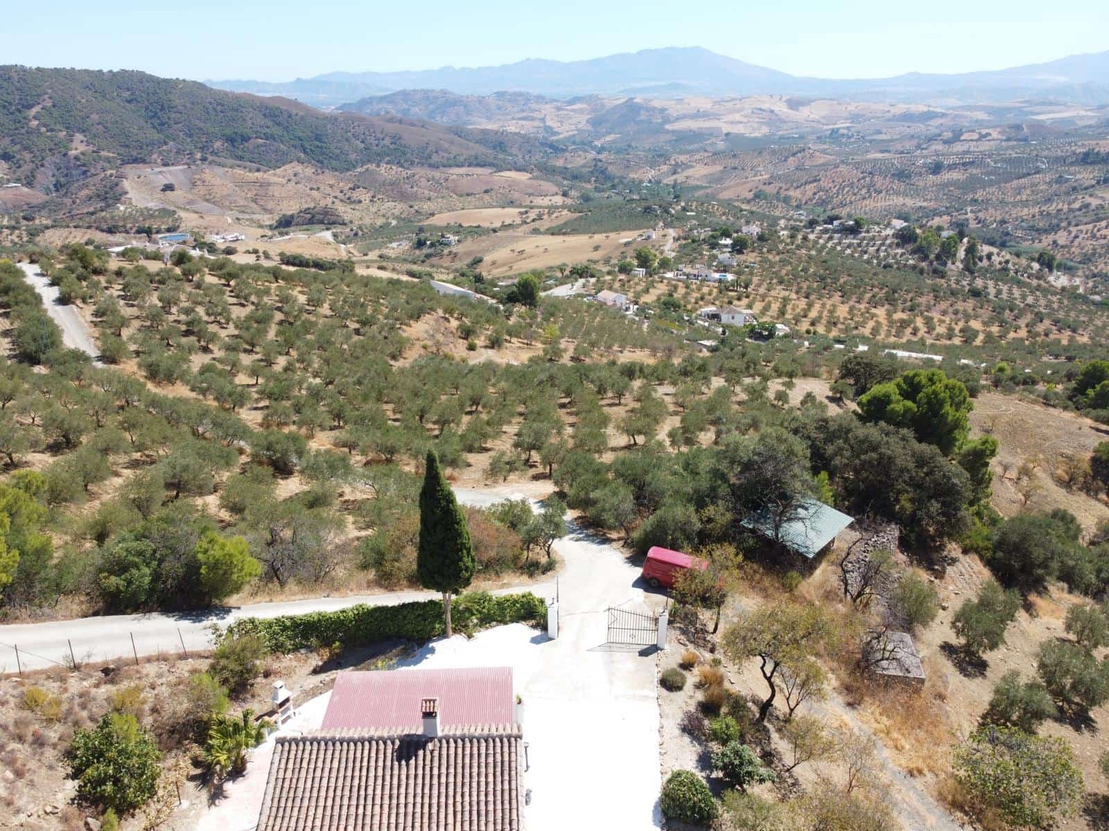 3 bedroom Finca/Country House for sale in Casarabonela with pool garage - € 274,950 (Ref: 10103530)