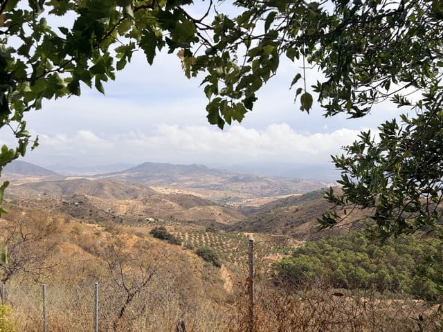 3 bedroom Finca/Country House for sale in Casarabonela with pool - € 199,950 (Ref: 10175590)