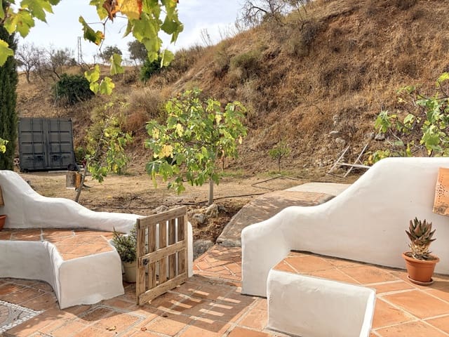 3 bedroom Finca/Country House for sale in Casarabonela with pool - € 199,950 (Ref: 10175590)
