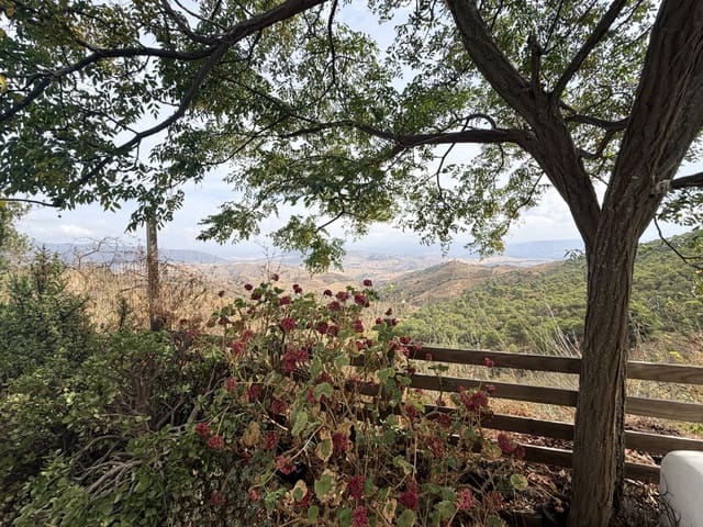 3 bedroom Finca/Country House for sale in Casarabonela with pool - € 199,950 (Ref: 10175590)