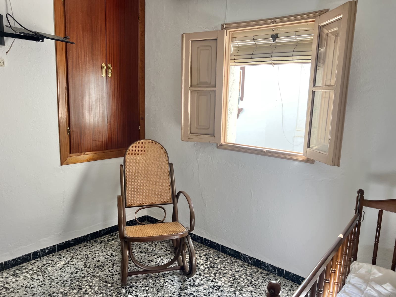 3 bedroom Townhouse for sale in Casarabonela - € 129,950 (Ref: 9400972)