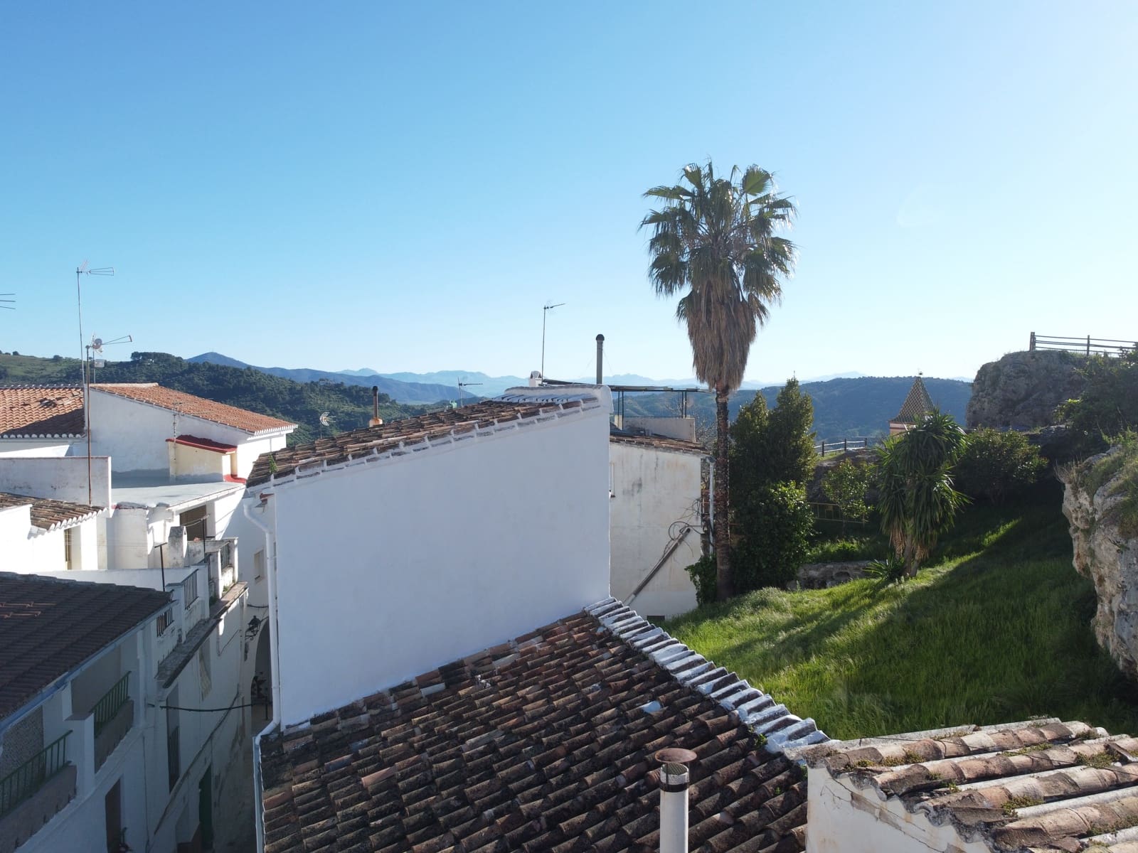 4 bedroom Townhouse for sale in Casarabonela - € 184,950 (Ref: 9400996)
