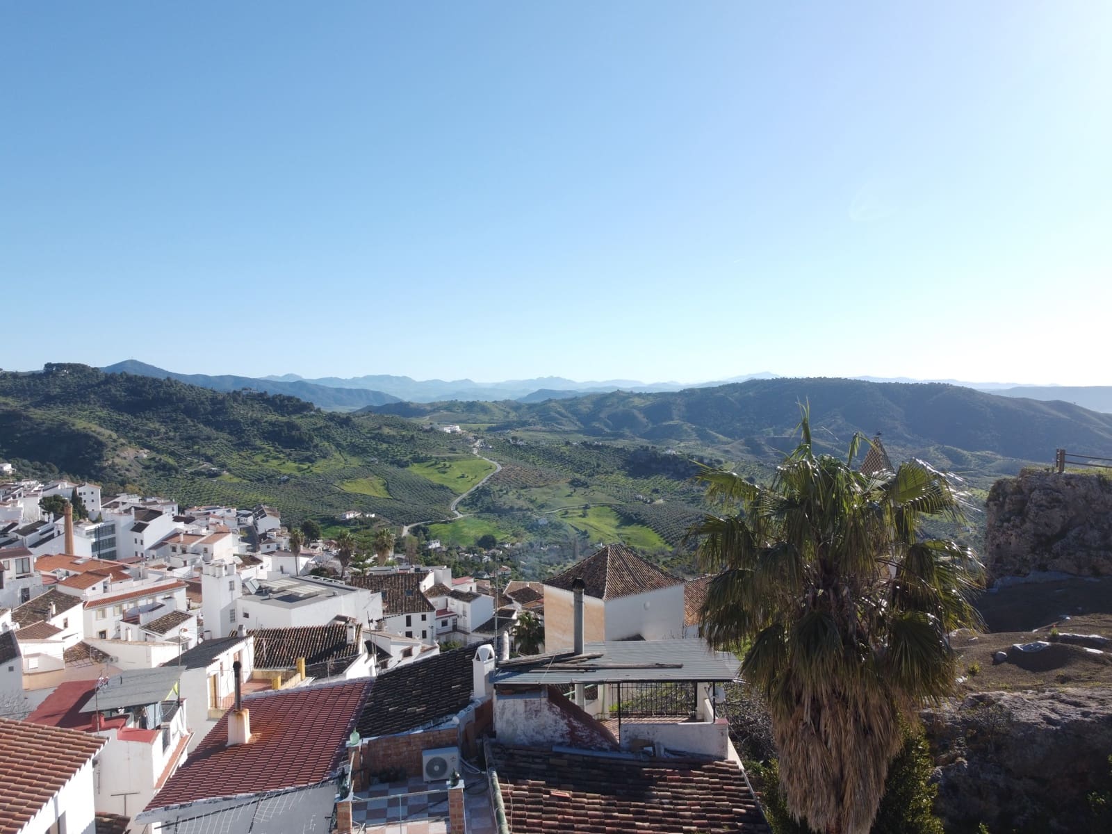 4 bedroom Townhouse for sale in Casarabonela - € 184,950 (Ref: 9400996)