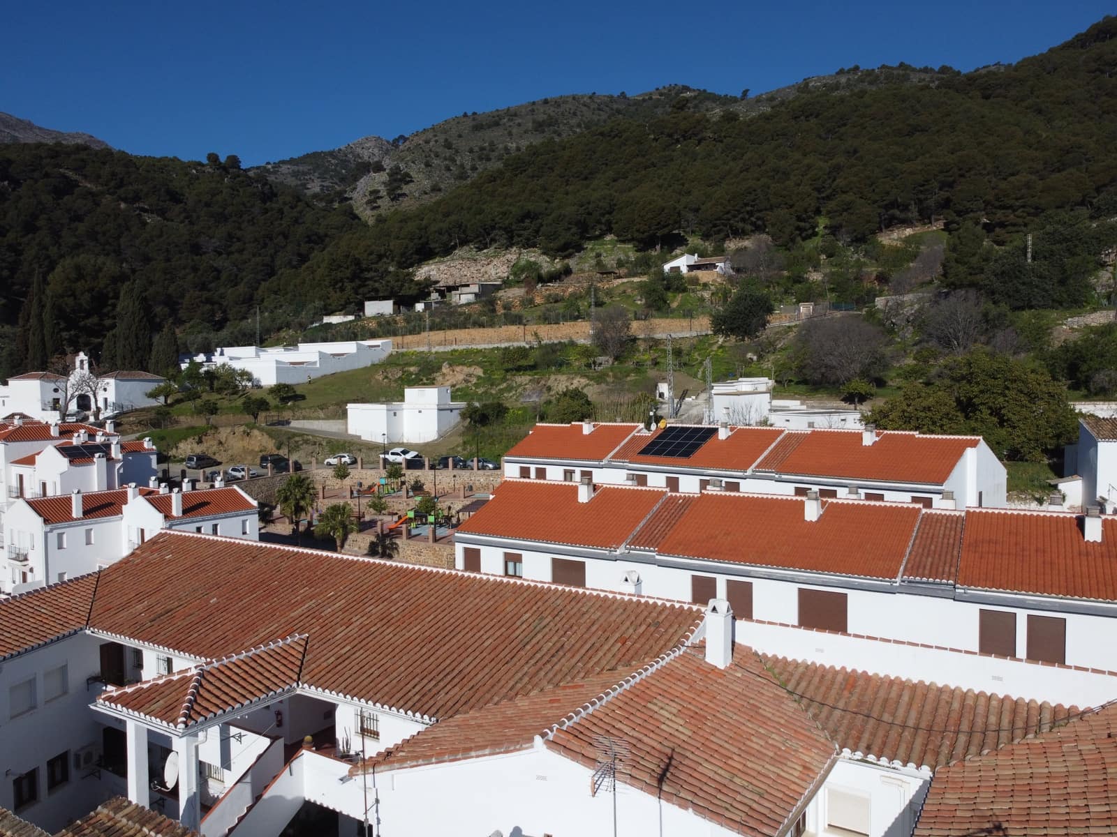 4 bedroom Townhouse for sale in Casarabonela - € 184,950 (Ref: 9400996)