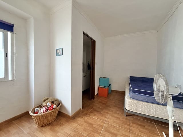 5 bedroom Townhouse for sale in Pruna - € 129,950 (Ref: 9401618)