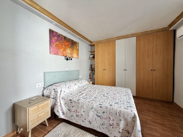 5 bedroom Townhouse for sale in Pruna - € 129,950 (Ref: 9401618)