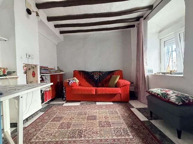 5 bedroom Townhouse for sale in Pruna - € 129,950 (Ref: 9401618)