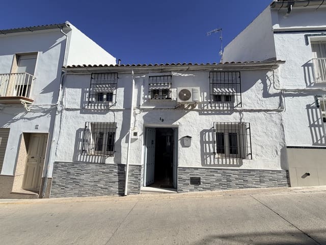 5 bedroom Townhouse for sale in Pruna - € 134,950 (Ref: 9401974)