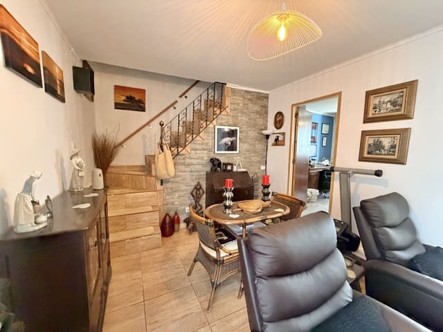 5 bedroom Townhouse for sale in Pruna - € 134,950 (Ref: 9401974)