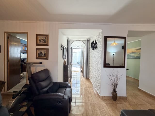 5 bedroom Townhouse for sale in Pruna - € 134,950 (Ref: 9401974)