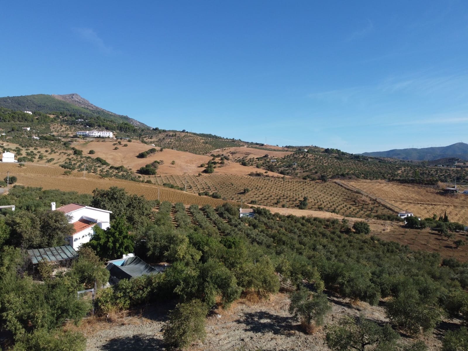 4 sypialnia Finka/Dom wiejski na sprzedaż w Casarabonela z basenem - 320 000 € (Ref: 9409740)