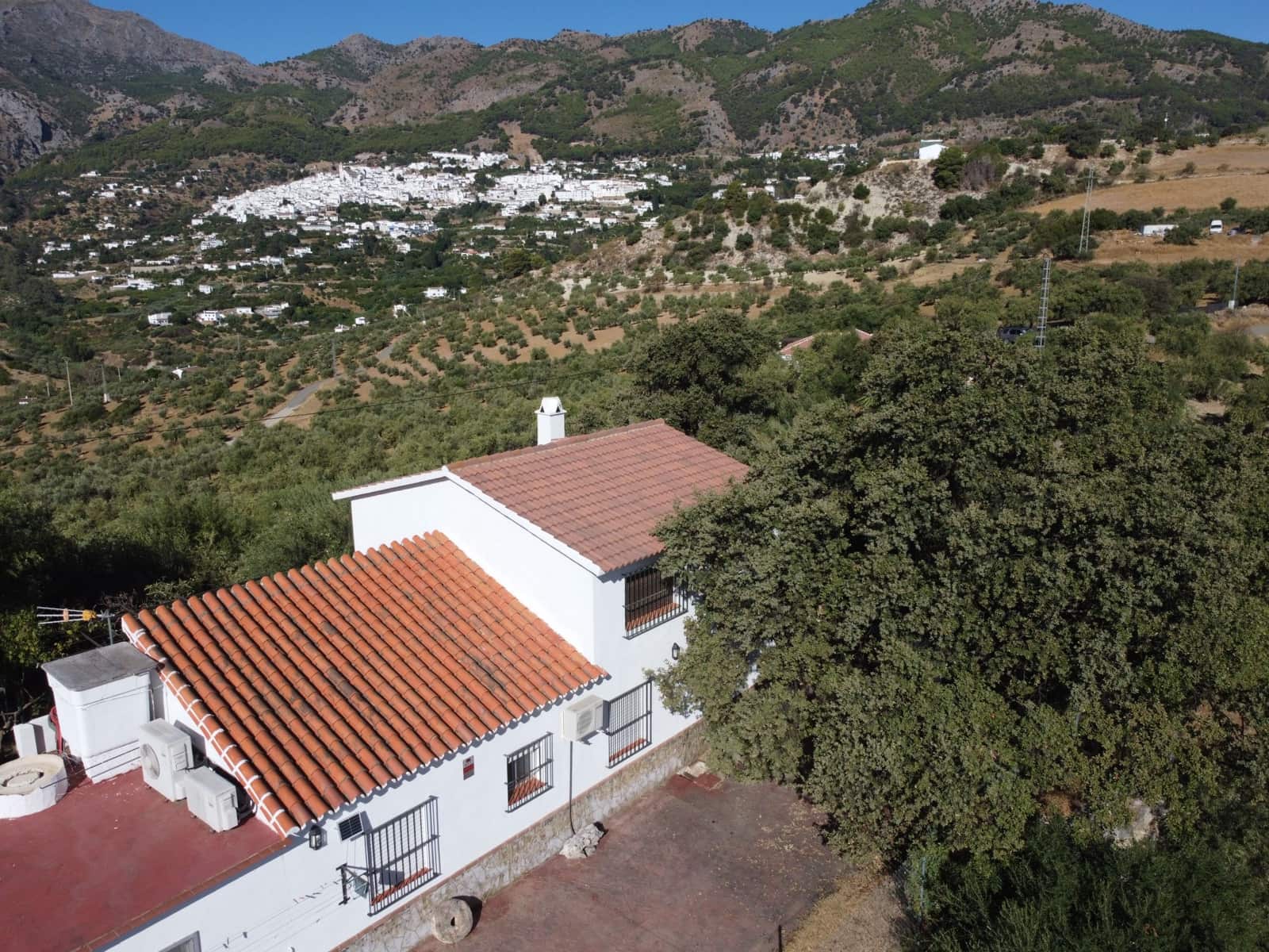 4 sypialnia Finka/Dom wiejski na sprzedaż w Casarabonela z basenem - 320 000 € (Ref: 9409740)