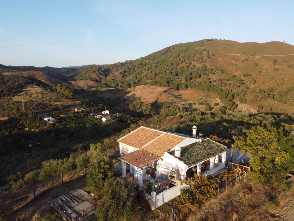 4 sovrum Finca/Hus på landet till salu i Casarabonela - 330 000 € (Ref: 9411304)