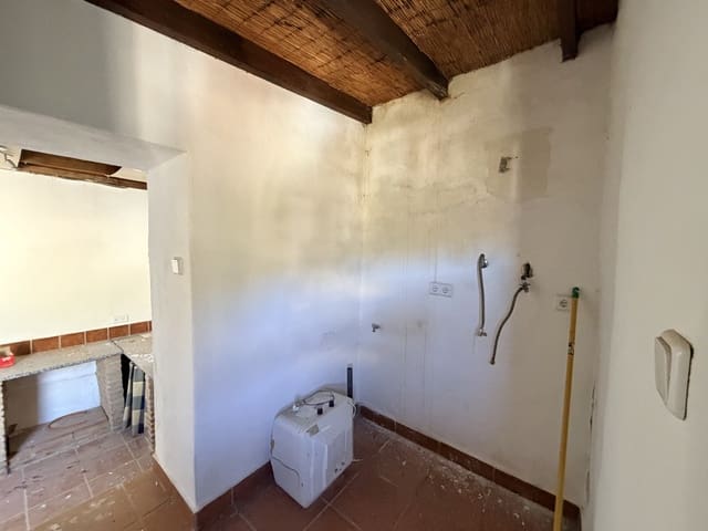 2 makuuhuone Omakotitalo myytävänä paikassa Alozaina - 84 950 € (Ref: 9414504)