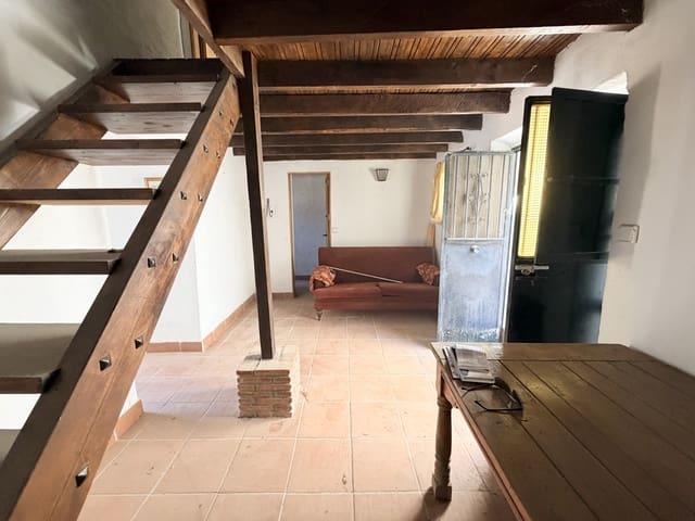 2 makuuhuone Omakotitalo myytävänä paikassa Alozaina - 84 950 € (Ref: 9414504)