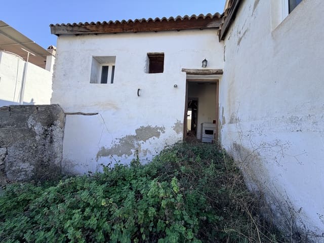 2 makuuhuone Omakotitalo myytävänä paikassa Alozaina - 84 950 € (Ref: 9414504)