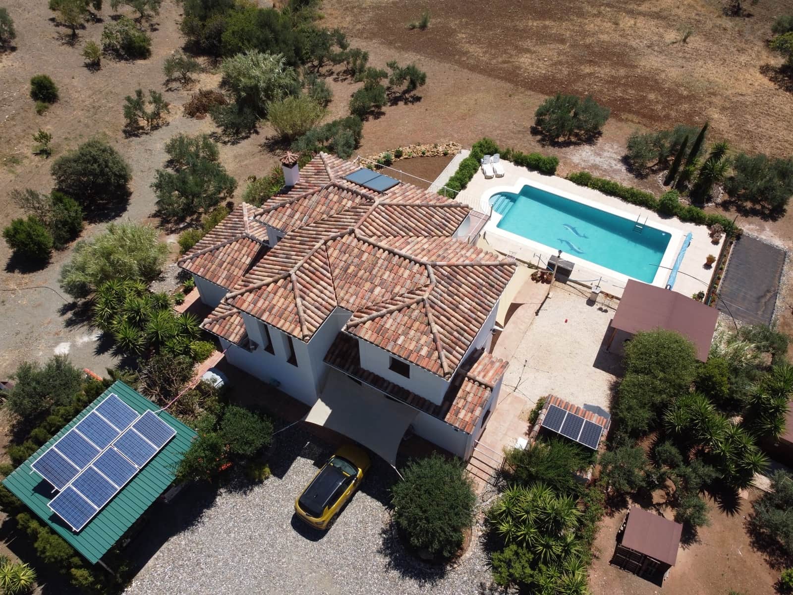 3 sypialnia Finka/Dom wiejski na sprzedaż w Casarabonela z basenem garażem - 595 000 € (Ref: 9416083)