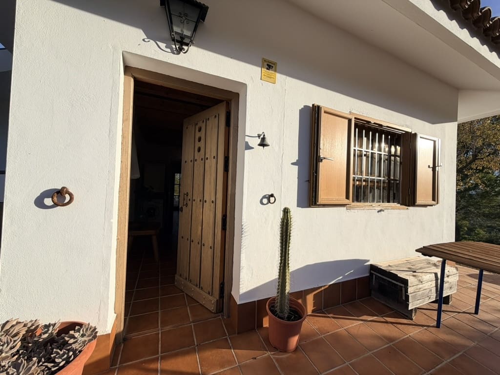 3 soveværelse Finca/Landehus til salg i Ardales med swimmingpool - € 350.000 (Ref: 9420027)