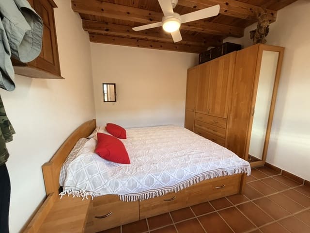 3 soverom Finca/Herregård til salgs i Ardales med svømmebasseng - € 350 000 (Ref: 9420027)