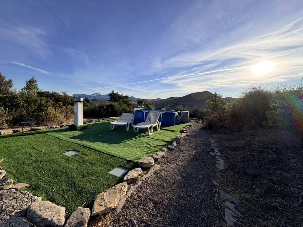 3 soveværelse Finca/Landehus til salg i Ardales med swimmingpool - € 350.000 (Ref: 9420027)