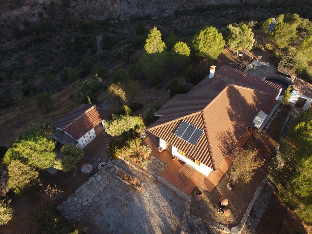 3 soveværelse Finca/Landehus til salg i Ardales med swimmingpool - € 350.000 (Ref: 9420027)