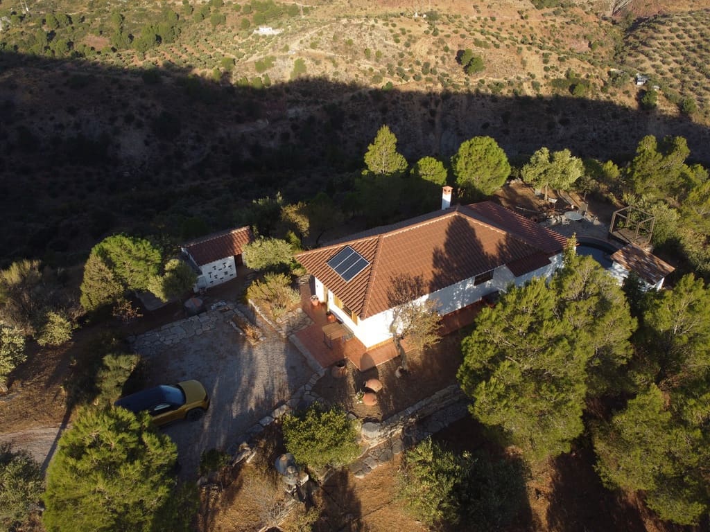 3 soveværelse Finca/Landehus til salg i Ardales med swimmingpool - € 350.000 (Ref: 9420027)