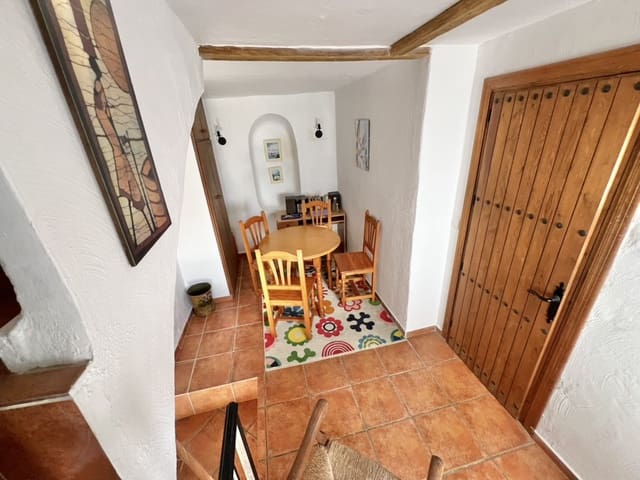 3 bedroom Townhouse for sale in Casarabonela - € 104,950 (Ref: 9431974)