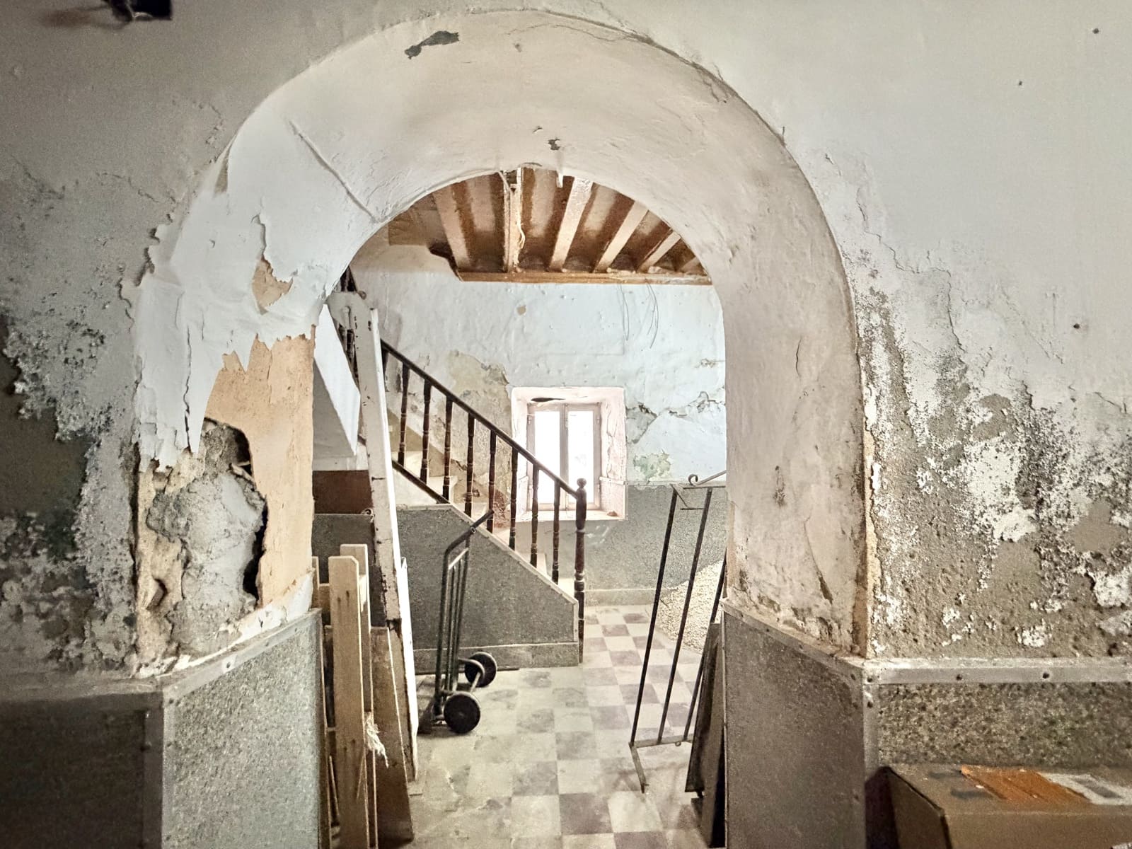 7 soveværelse Byhus til salg i Casarabonela - € 69.950 (Ref: 9446707)