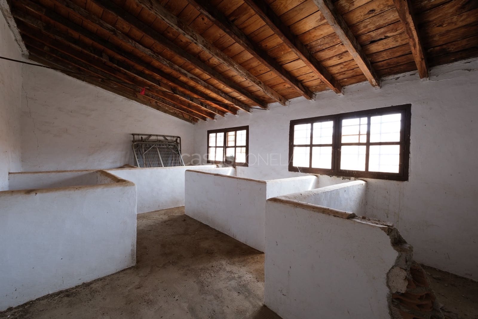 6 soveværelse Finca/Landehus til salg i Casarabonela med swimmingpool - € 400.000 (Ref: 9446999)