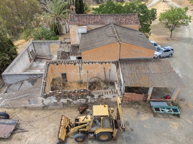 6 soveværelse Finca/Landehus til salg i Casarabonela med swimmingpool - € 400.000 (Ref: 9446999)